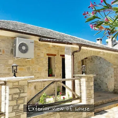Holiday home Traditional Private