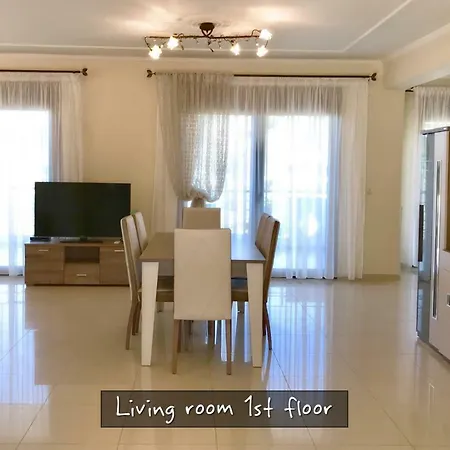 Traditional Private Astris