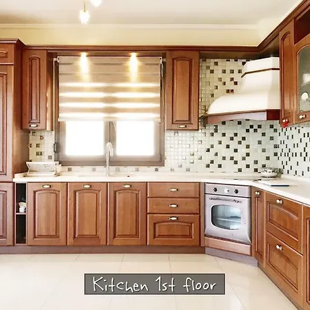 Traditional Private Holiday home Astris