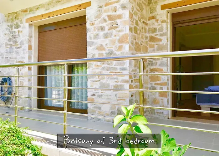 Traditional Private Vakantiehuis Astris